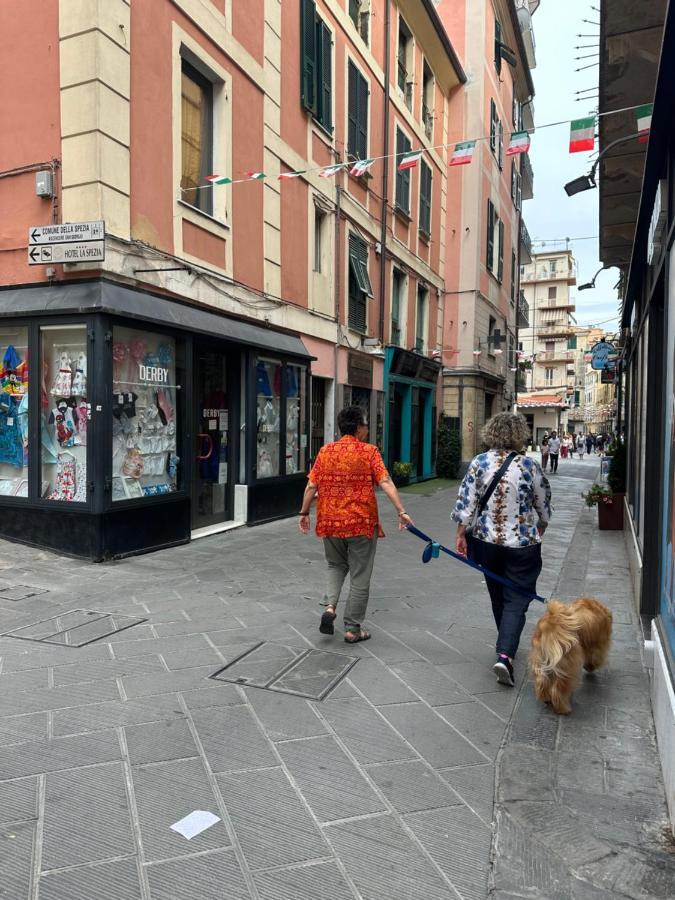 Affittacamere Via Prione La Spezia Buitenkant foto
